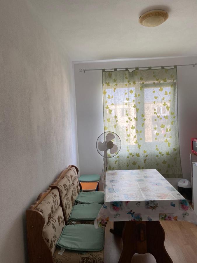 شقة Apartament Ally'S Orşova المظهر الخارجي الصورة